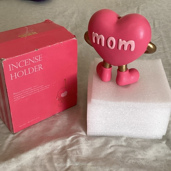 Charming Pink Heart Incense Holder - Picture 3 of 7